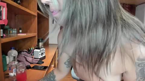 andy online show from March 3, 1:53 am