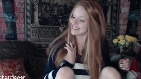 Snapshot of ghostflower chatting on March 30, 11:50 pm ghostflower online show from March 30, 11:50 pm