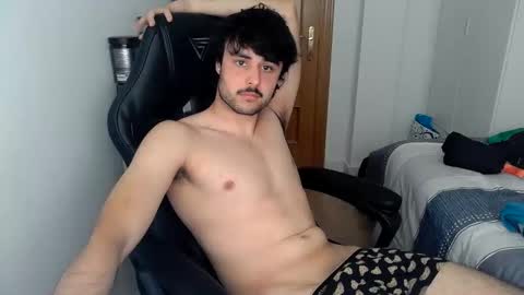 Snapshot of ghosti33no chatting on March 29, 3:45 pm ghosti online show from March 29, 3:45 pm