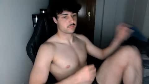 Snapshot of ghosti33no chatting on April 4, 12:09 am ghosti online show from April 4, 12:09 am