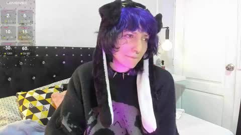 Allison  online show from February 17, 8:15 pm