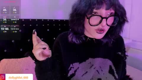 Allison  online show from March 4, 8:59 pm