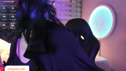 Snapshot of ghosty_doll chatting on May 12, 8:28 pm Allison online show from May 12, 8:28 pm