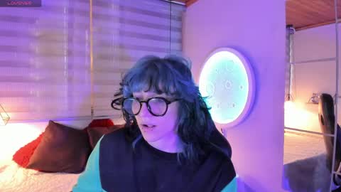 Snapshot of ghosty_doll chatting on May 18, 8:14 pm Allison online show from May 18, 8:14 pm