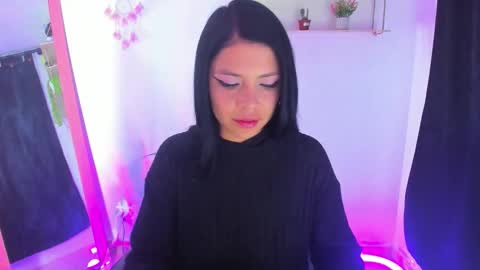 giaaaa   online show from February 28, 2:23 am