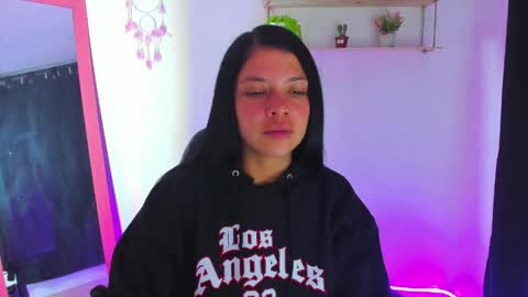 Snapshot of gia_contii chatting on April 7, 12:11 am giaaaa online show from April 7, 12:11 am
