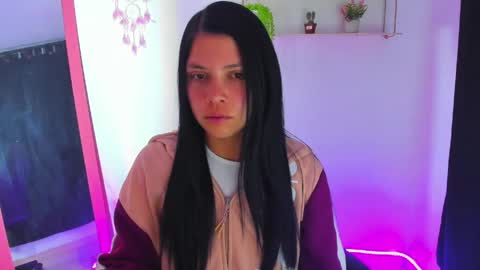 Snapshot of gia_contii chatting on April 8, 11:59 pm giaaaa online show from April 8, 11:59 pm