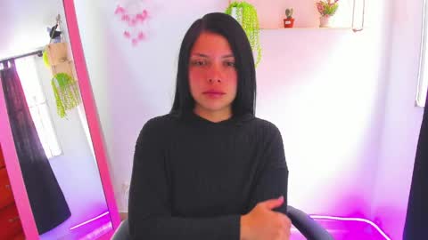 Snapshot of gia_contii chatting on May 5, 6:49 pm giaaaa online show from May 5, 6:49 pm