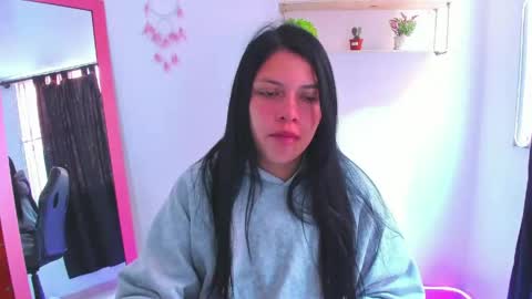 Snapshot of gia_contii chatting on May 7, 1:38 pm giaaaa online show from May 7, 1:38 pm