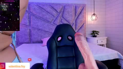 Snapshot of gia_foxy chatting on April 21, 1:17 pm Gia online show from April 21, 1:17 pm