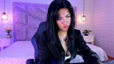 Snapshot of gia_foxy chatting on April 28, 2:00 pm Gia online show from April 28, 2:00 pm