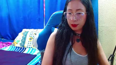 Gia  online show from May 16, 7:34 pm