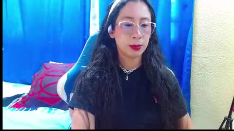 Snapshot of gia_leinn chatting on June 29, 9:04 pm Gia online show from June 29, 9:04 pm