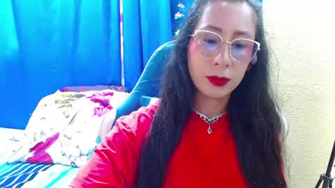 Snapshot of gia_leinn chatting on July 4, 7:31 pm Gia online show from July 4, 7:31 pm