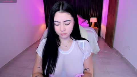 Gia lowry online show from January 12, 11:07 am