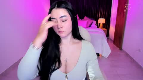 Gia lowry online show from January 15, 2:46 pm