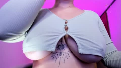 Gia lowry online show from January 15, 5:47 pm