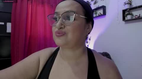 nahomi online show from November 9, 4:27 pm