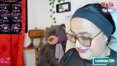 nahomi online show from May 6, 11:43 pm