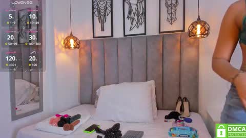 Darlliny online show from October 19, 9:59 pm