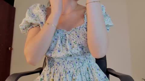 Snapshot of gia_white01 chatting on March 29, 9:09 am GIA WHITE Independet online show from March 29, 9:09 am
