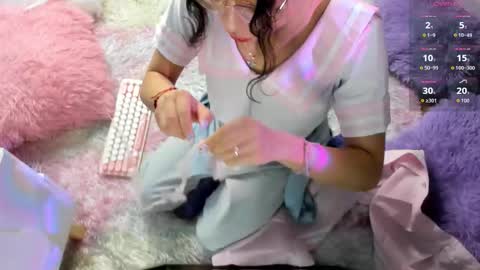 giaa rossi online show from October 7, 2:14 pm