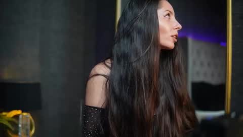 Snapshot of giaeasyice chatting on November 1, 8:55 pm  Gia  online show from November 1, 8:55 pm