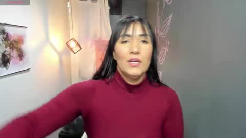 G I A  FOX online show from December 4, 4:05 pm