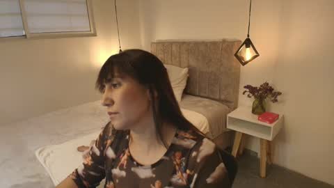 G I A  FOX online show from March 9, 8:35 pm