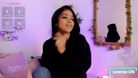 Gia  online show from September 28, 11:59 am