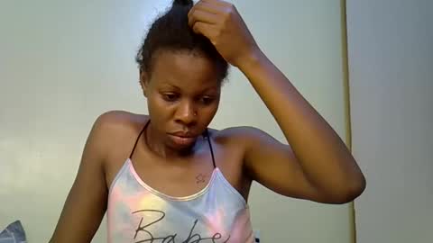 Snapshot of gianna_012 chatting on September 26, 2:26 am ENNY online show from September 26, 2:26 am