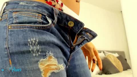 giannanoir online show from December 30, 11:38 pm