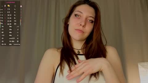 Mia online show from February 11, 6:35 pm