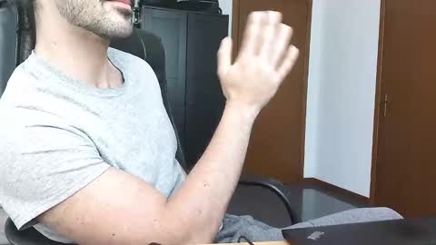 Snapshot of gianniamalfi chatting on April 16, 2:07 pm gianniamalfi online show from April 16, 2:07 pm