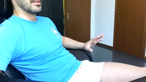 gianniamalfi online show from June 20, 1:14 pm