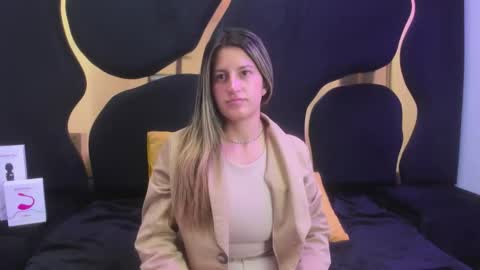 GiaRoussel online show from September 19, 3:56 pm