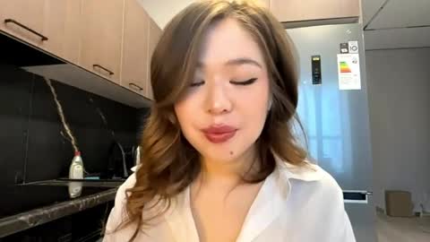 giascharmann online show from March 26, 7:14 am