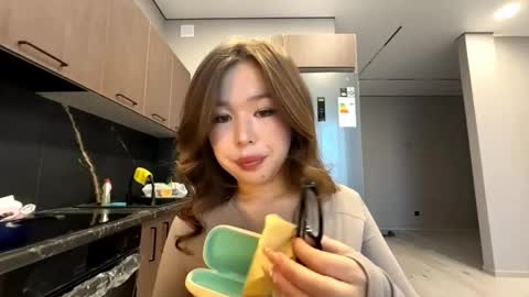 giascharmann online show from March 28, 7:08 am