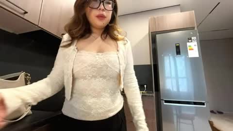 giascharmann online show from April 1, 11:11 am