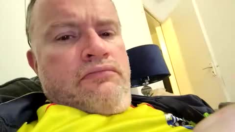 giddyup2222222 online show from November 18, 12:49 am