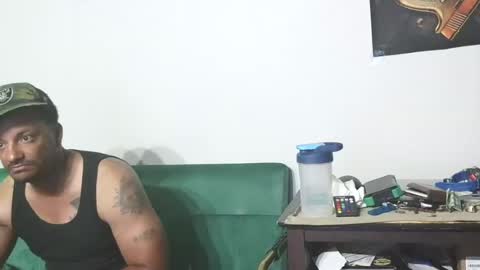 Snapshot of gifted_bucknasty chatting on August 6, 2:13 am Gifted online show from August 6, 2:13 am