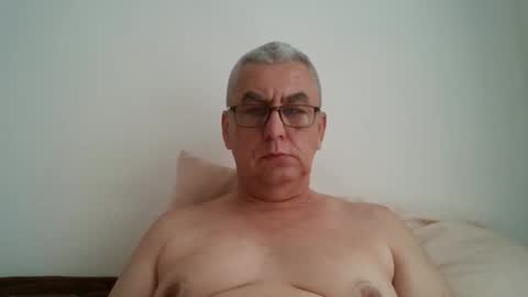 gigi1970 online show from May 2, 12:54 pm