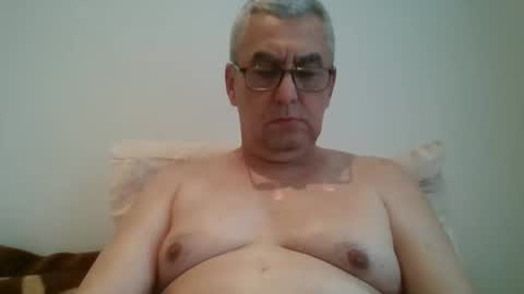 gigi1970 online show from May 14, 4:58 pm