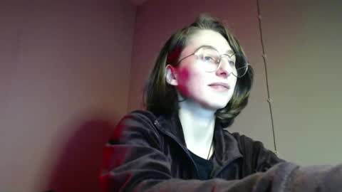 Snapshot of gigi_nix chatting on February 17, 9:43 pm Gigi online show from February 17, 9:43 pm