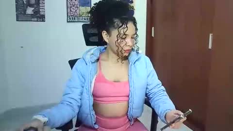 GIGI STCOTT online show from December 22, 1:46 am