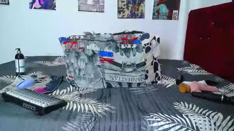 GIGI STCOTT online show from February 3, 1:37 am