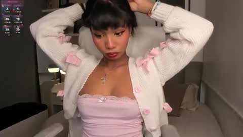 GIGI online show from October 14, 4:46 am