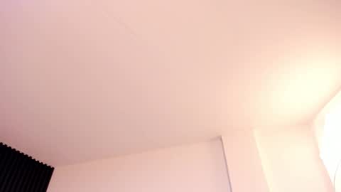 Gigi Doll online show from October 1, 11:05 am