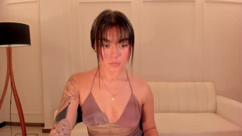 GIGI online show from January 8, 1:53 am