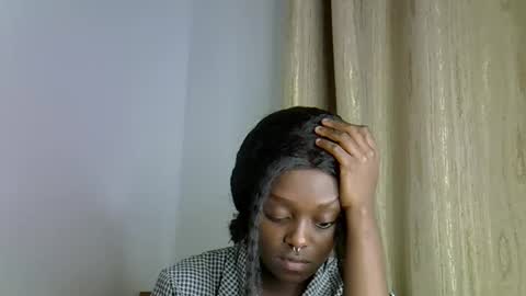 Gigi online show from February 9, 7:29 pm